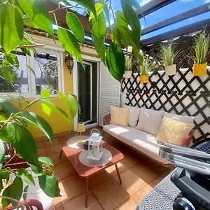 studios-with-mezzanine-rua-da-moeda.hotels-lisbon-portugal.com/