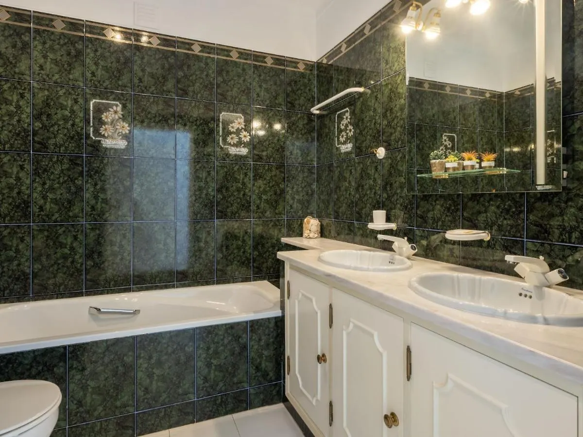 Villa Villa Verde By Interhome Виламура Португалия